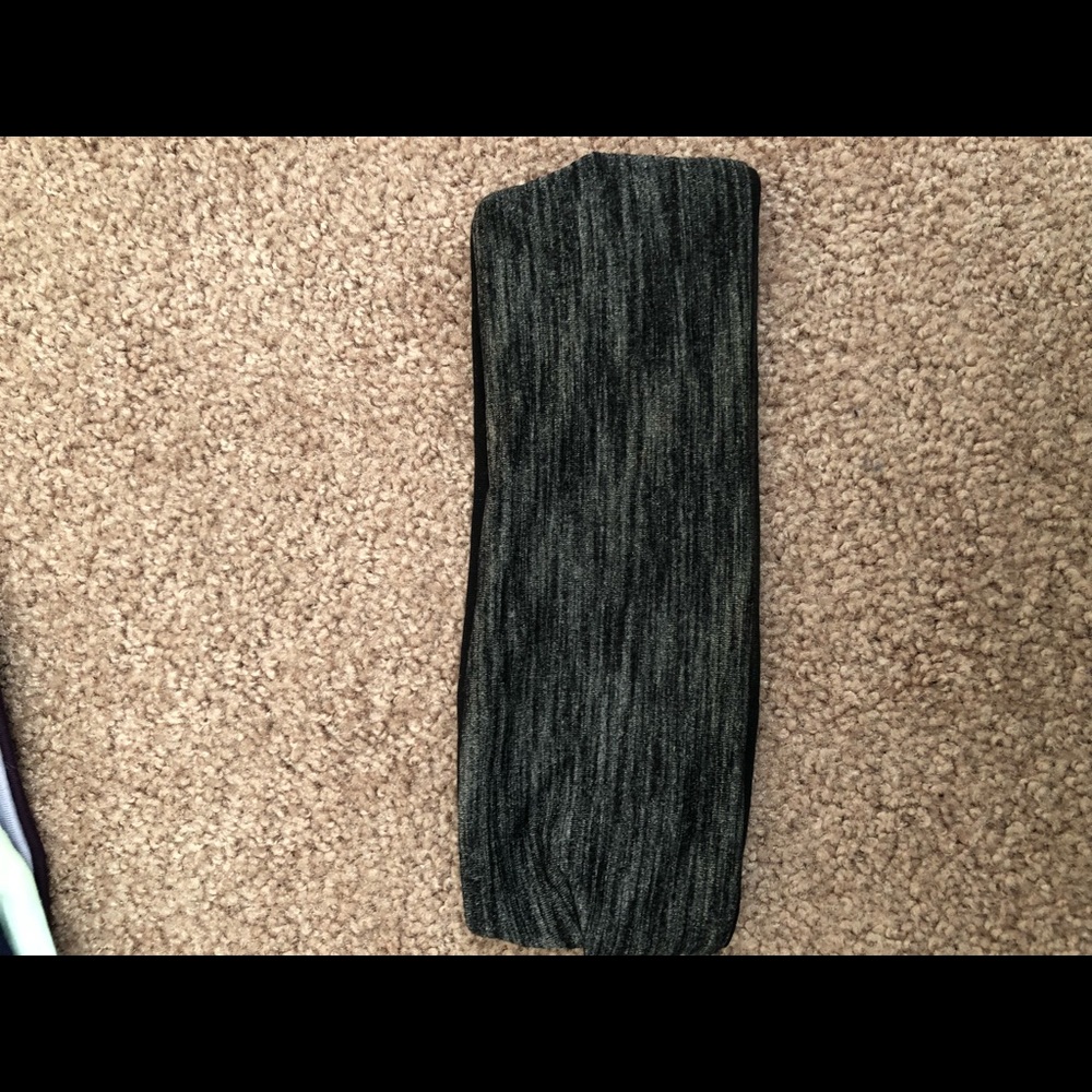 Lululemon Fringe Fighter Reversible Headband